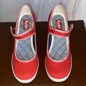 Keds Midnight Wedge Mary Jane in red/white
